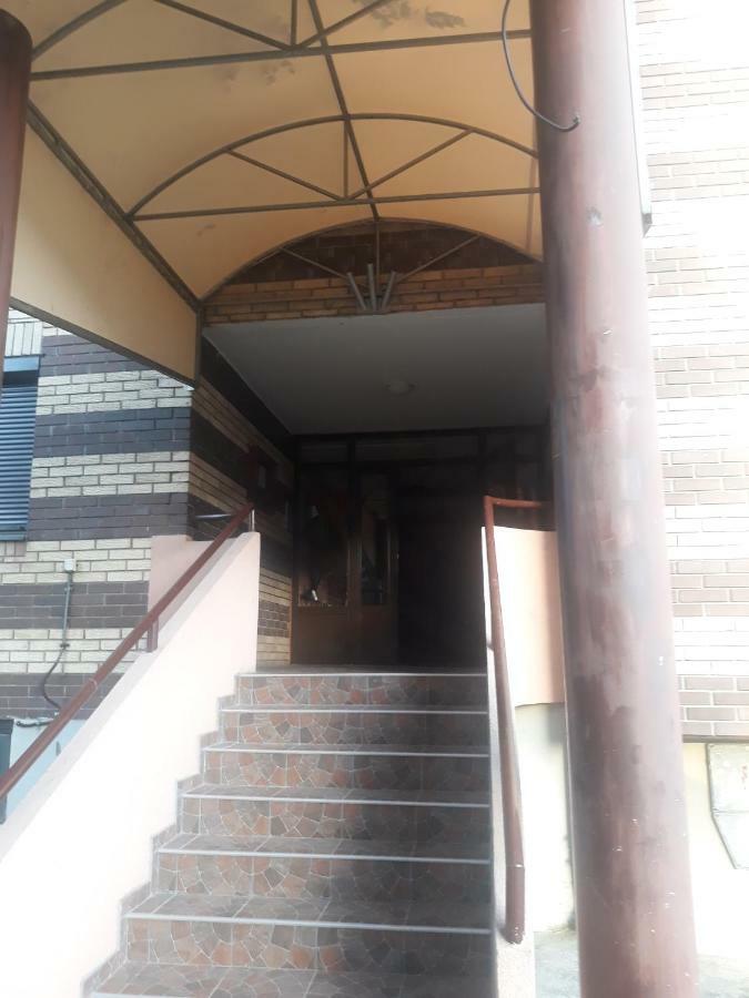 Central Apartments Vera Guča Екстериор снимка